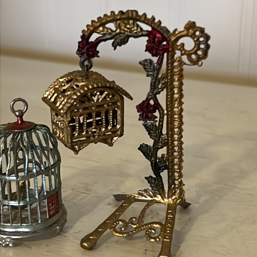 Antique silver & gold filigree dollhouse furniture birdcage stand chair - Picture 2 of 8